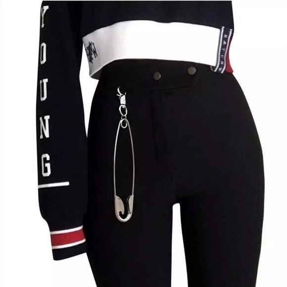 Super and Cute Large Pin Men Women Unisex - Picture 4 of 4